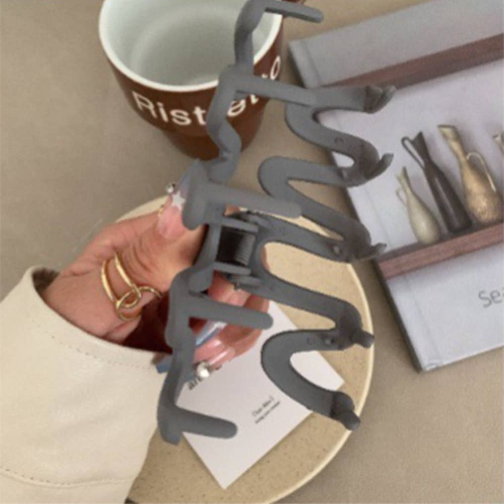 Wavy Large Hair Claw Clips